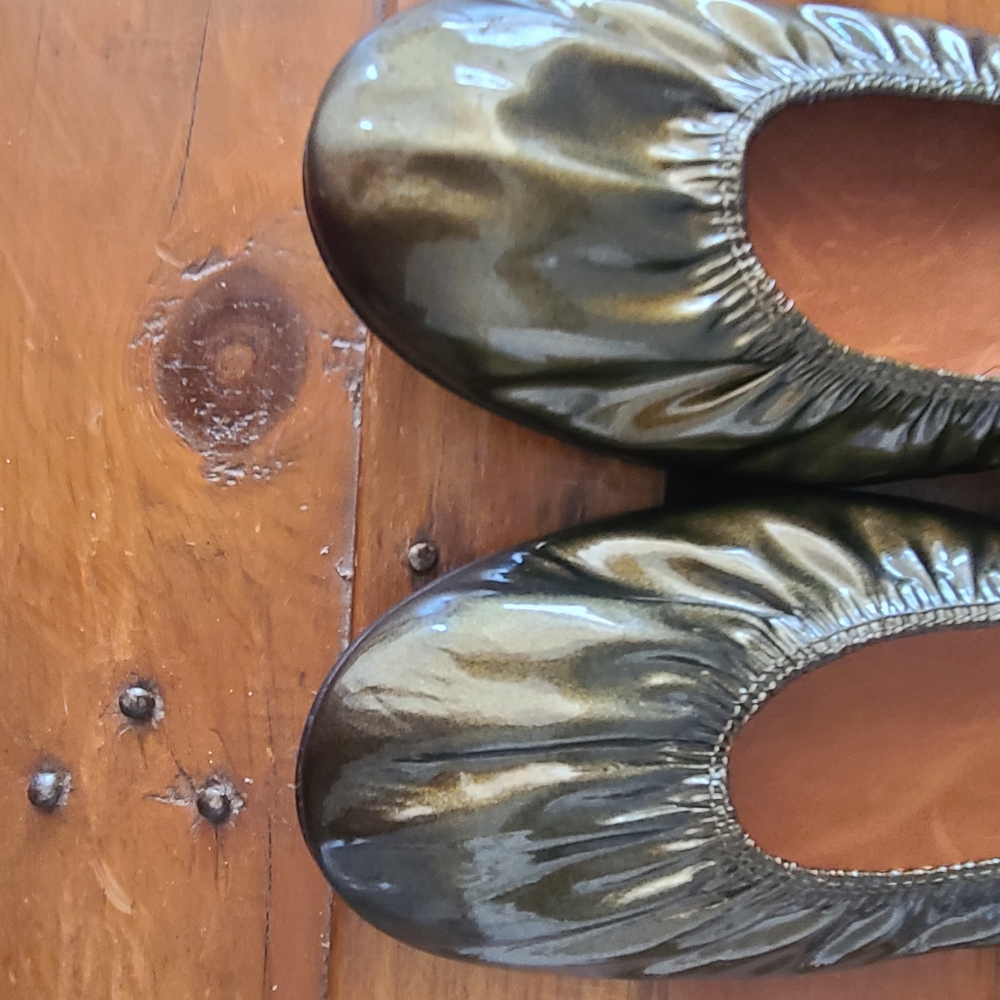 Lanvin Women Patent Leather Kaki Ballet Flat  Size 37 1/2 - Picture 2 of 14